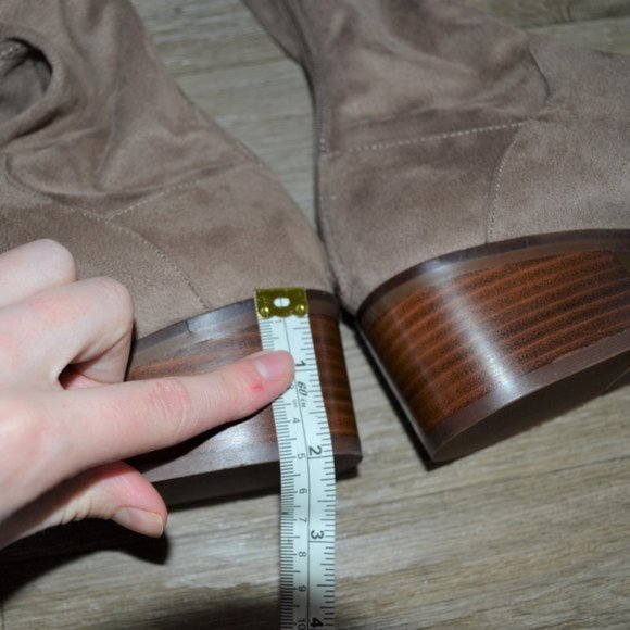 NWT Steve Madden Women's Garen Over The Knee Taupe Tan Suede Boot Size 7 - Picture 8 of 9